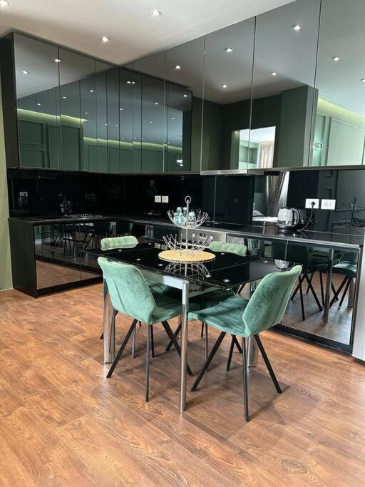Green Apartment Τίρανα Εξωτερικό φωτογραφία